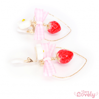 ハートゆらゆらいちごイヤリング(ピンク)