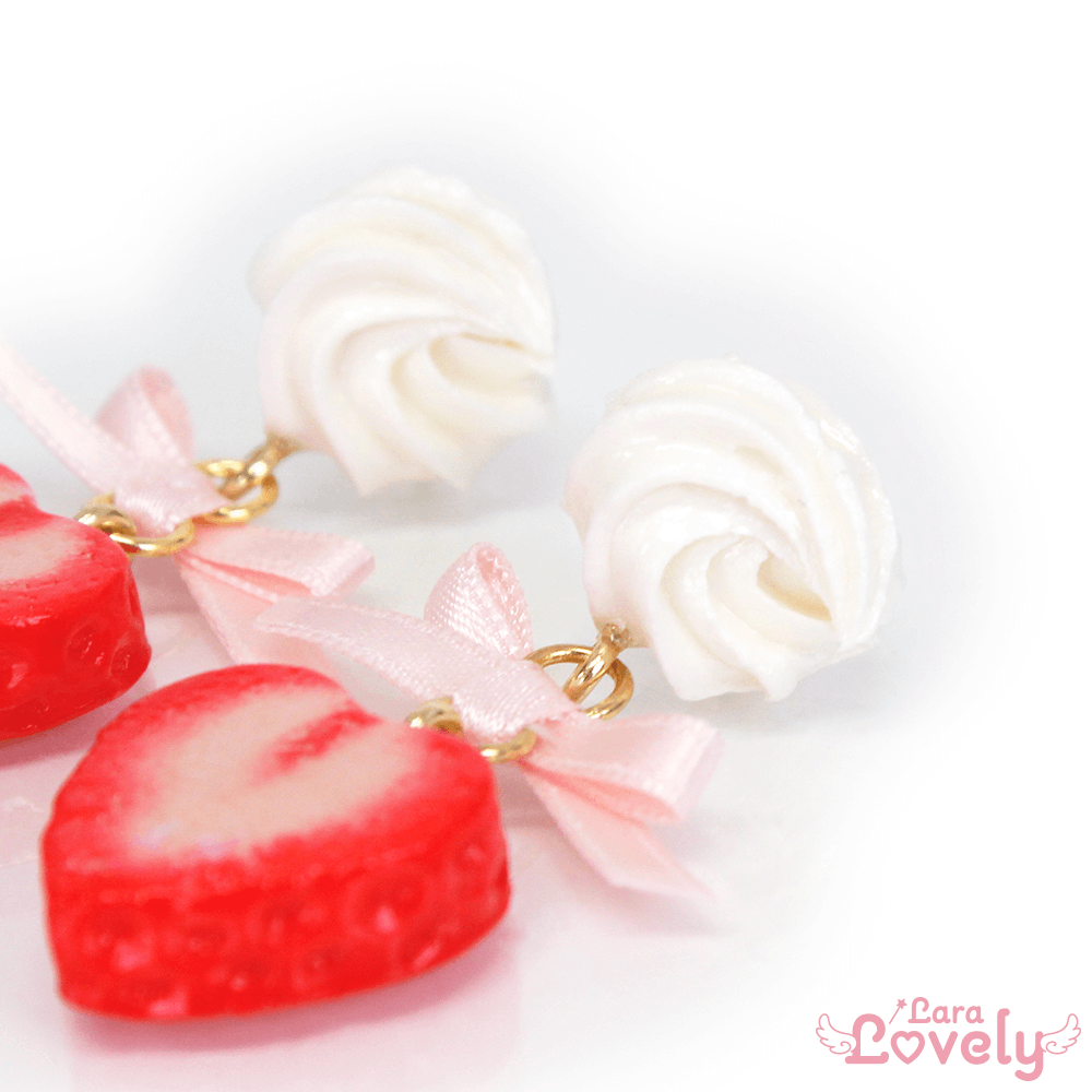 いちごクリームピアス(ピンク) - ゆめかわいいハンドメイド通販・販売 Lara Lovely (ラララヴリィ)