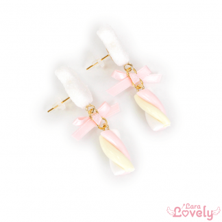 うさちゃんマシュマロピアス(ピンク)