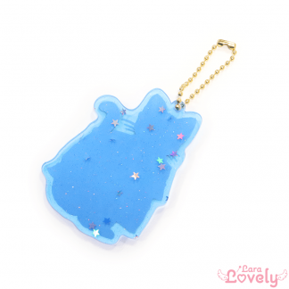 たくさんの星降る世界と光知る僕の特別な結びつき（アクリルキーホルダー）光を追いかけ、動く勇気を固める猫ver.